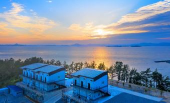 Yeosu Solle Beach Pension