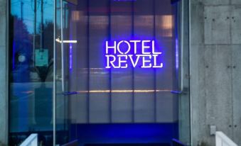 Hotel Revel