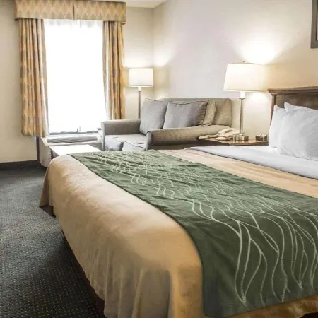 Quality Inn Riverside Near UCR and Downtown