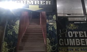 Hotel Gumber - Housity