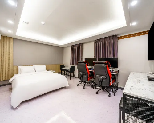 Incheon Awesome Hotel berhampiran Stesen Letak Kereta Jangka Panjang