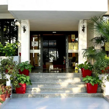 Hotel Pela