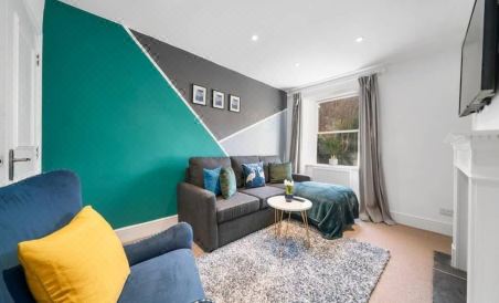 Avon Apartments by T? SA - Housity