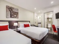 Ibis Styles Kingsgate Hotel Hotels near Fairbairn Park
