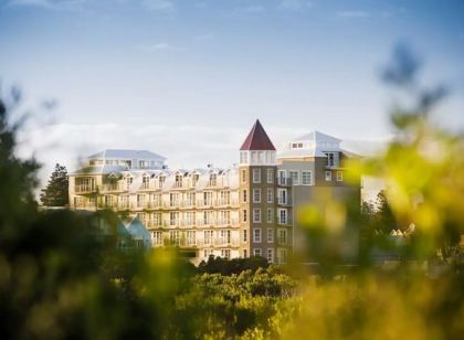 Deep Blue Hotel & Hot Springs