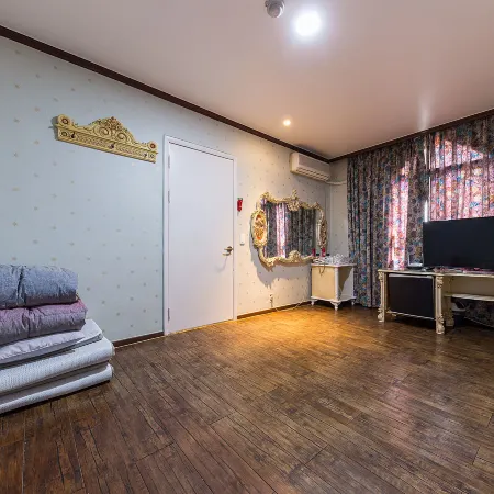 Yesan Shinwon Parktel