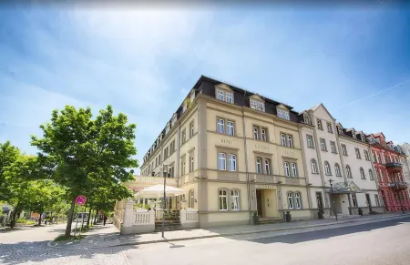 Hotel Kaiserin Augusta Отели рядом с достопримечательностью «University of Weimar»