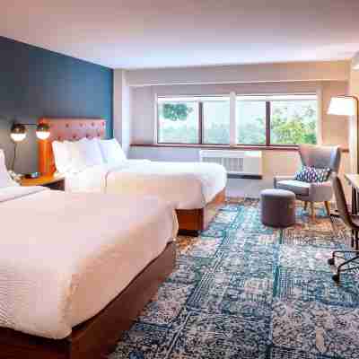 Four Points by Sheraton Norwood Rooms