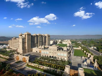 Fairmont Jaipur Hotels near Johri Bazar