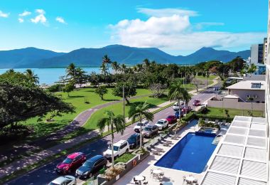 Holiday Inn Cairns Harbourside, an IHG Hotel Popular Hotels Photos