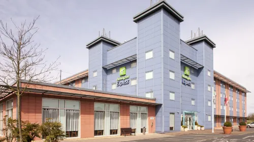 Holiday Inn Express Oxford Kassam Stadium, an IHG Hotel Hotel a Blackbird Leys