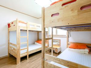 Gangneung Ing Guesthouse - Hostel