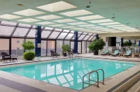 DoubleTree by Hilton London Ontario - Pools