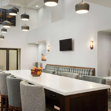 Hampton Inn & Suites Pine Bluff