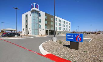 Motel 6 Monahans, TX