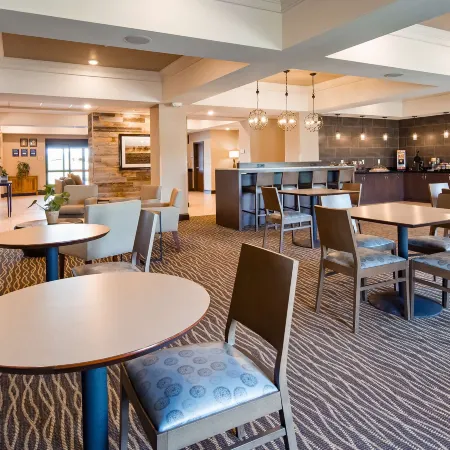 Best Western Plus Overland Inn