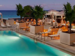 Hilton Cabana Miami Beach