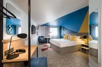 Radisson Hotel Aix En Provence Hotels near Carrieres de Bibemus