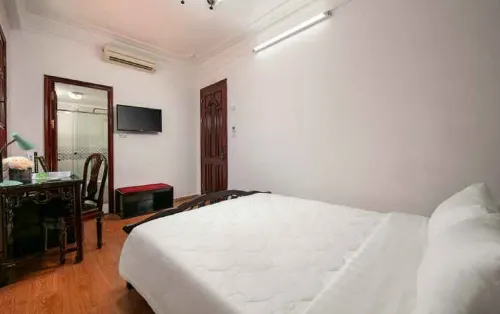 Little Diamond Hotel Photos