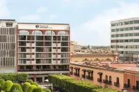 Ramada Plaza by Wyndham Leon