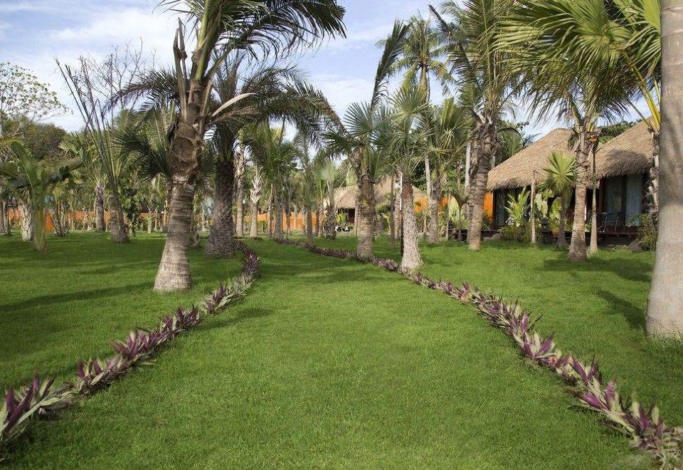 말리 리조트 선라이즈 비치 이미지