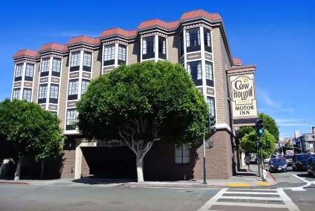 Cow Hollow Inn and Suites