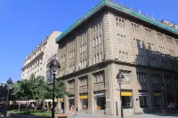 ホテル キャピタル