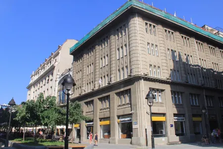 Capital Hotel Garni