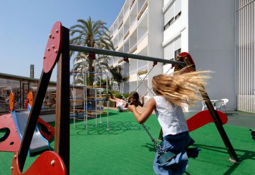 Gran Hotel Reymar Over view