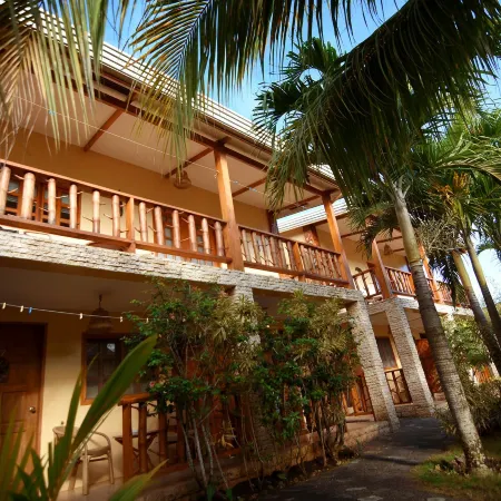Alona42 Resort