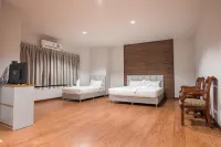 Chanthaburi Center Hotels in Phlap Phla