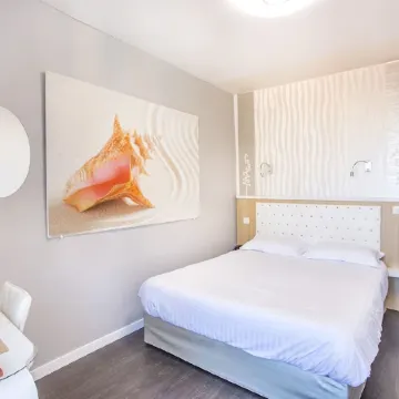 Logis - Hôtel Arc en Ciel et Spa les Sables d'Olonne