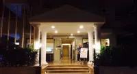 Green Palm Hotel Hotels near Kervansaray Turkish Night