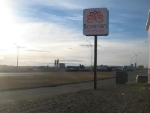 Bowman Inn and Suites Hotels in Bowman