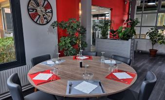 Hotel Restaurant les Jardins d'Epône