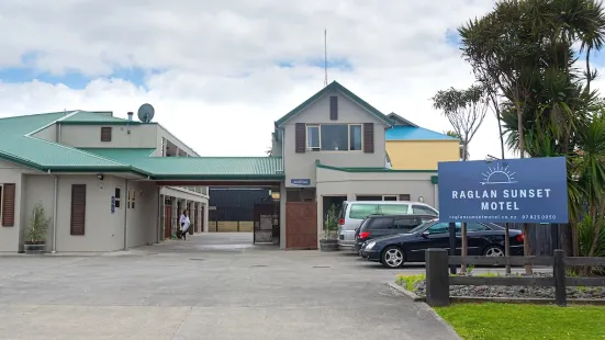 Raglan Sunset Motel and Conference Venue