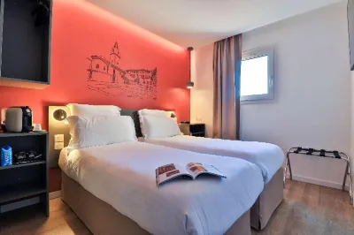 Kyriad Frejus Centre - Saint RAPHAËL Hotels near Musee Archeologique