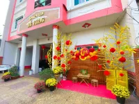 KHACH SAN DE VUONG Hotels in 