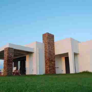 Cristelia Seafront and Pool Villa Hotel Exterior