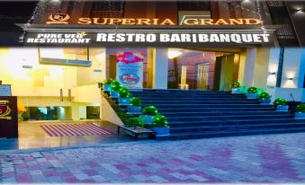 Hotel Superia Grand