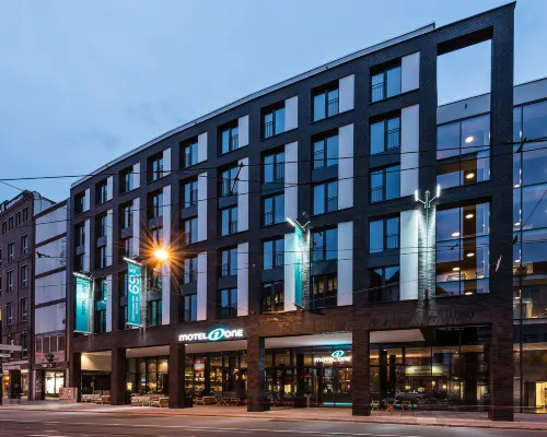 Motel One Bremen Hoteles cerca de Paseo Schlachte
