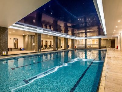 Holiday Inn LONDON - KENSINGTON HIGH ST. by IHG
