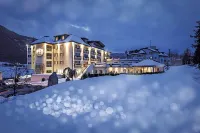 Majestic - Unique Spa Resort Hotel in zona Kronfly Tandem | Tandemflüge | Tandem flights | Parapendio biposto | Kronplatz | Plan de Corones
