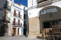 Hotel la Boheme فنادق في Casar de Caceres