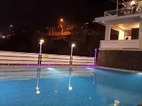 Pondok Wisata Jaden Trawas Mojokerto Hotels in Trawas