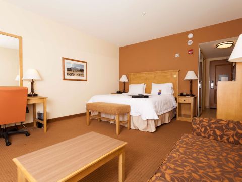 Hampton Inn & Suites Riverton