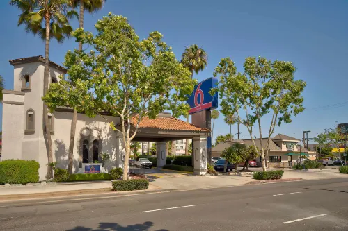 Suites Lawndale, CA – South Bay - 2 estrellas