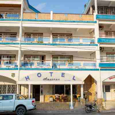 Amazone Hotel Tulear Hotel Exterior