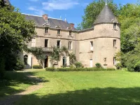 Château de la Mothe Отели в г. Сен-Сюлпис-ан-Паре