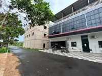 9-Haan Guest House Hotels in Raya River